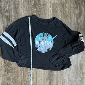 NASA crop baggy size medium tshirt